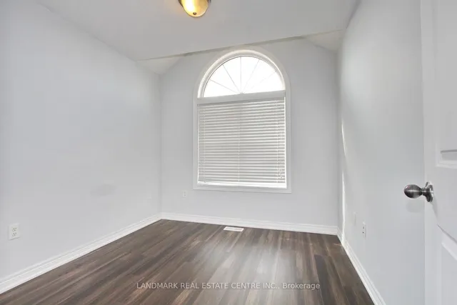 Additional image 33 of 12 Ivor Cres