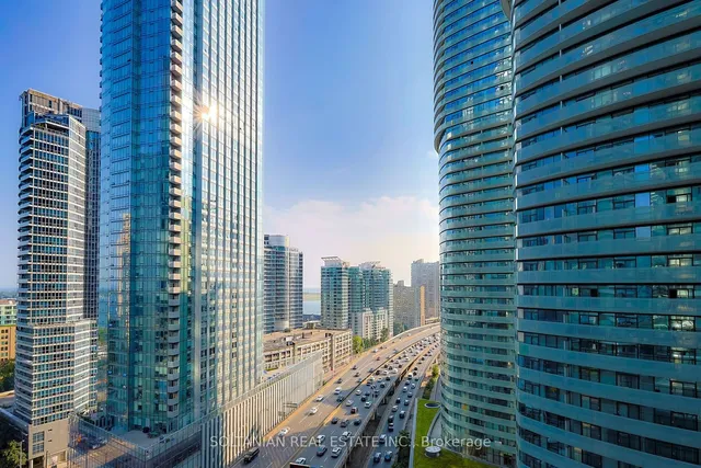 Additional image 20 of 55 Bremner Blvd Unit 1510