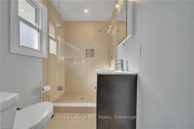 Additional image 16 of 89 Ambleside Dr