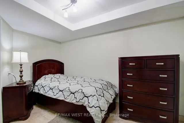 Additional image 29 of 2145 Country Club Dr Unit 6