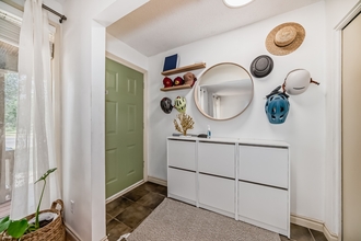 Additional image 3 of 4 Strathcona Cres SW