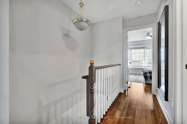 Additional image 17 of 3480 Upper Middle Rd Unit 17