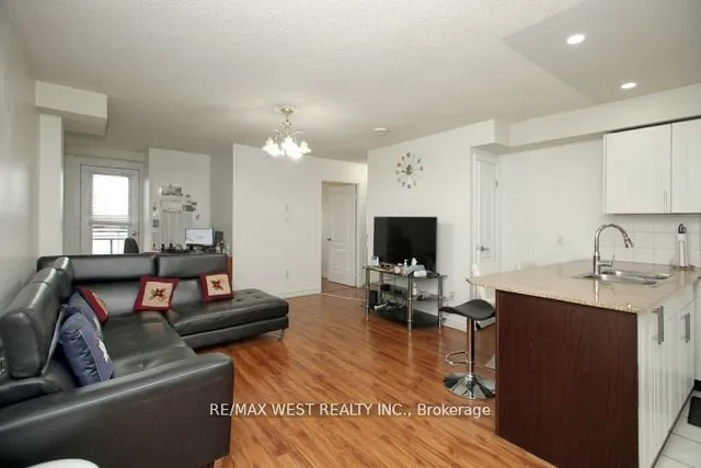 Additional image 12 of 7405 Goreway Dr Unit 501