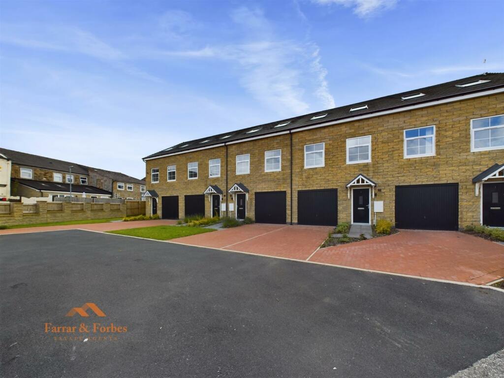 Additional image 5 of Melbourne Gardens, Burnley