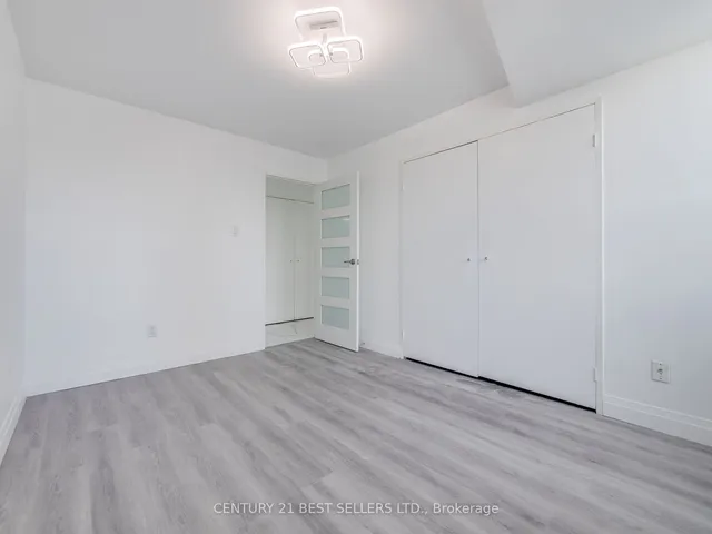 Additional image 23 of 3650 Kaneff Cres Unit 601