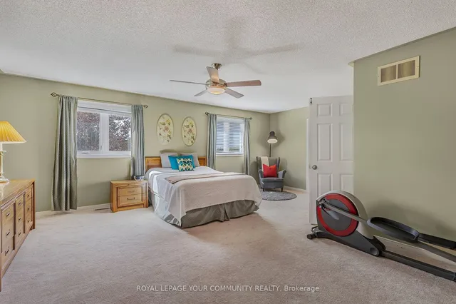 Additional image 18 of 1177 Ewing Cres