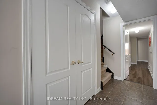 Additional image 8 of 61 Arizona Dr