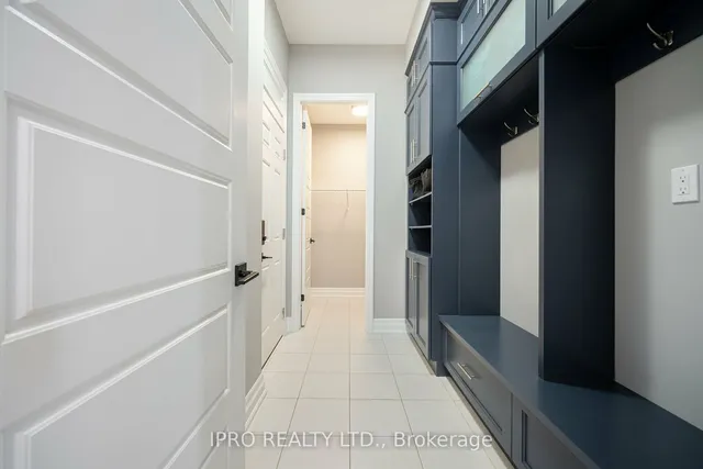 Additional image 18 of 1507 Lakeport Cres