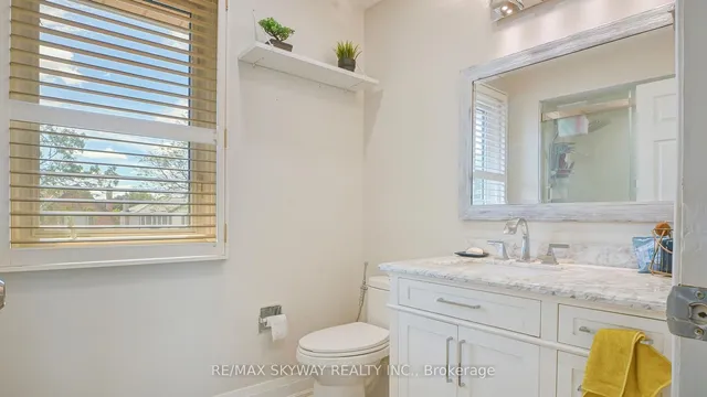 Additional image 20 of 17 Nantucket Cres