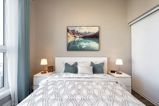 Additional image 17 of 95 Dundas St Unit 612