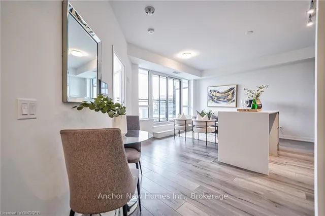 Additional image 10 of 405 DUNDAS St Unit 435