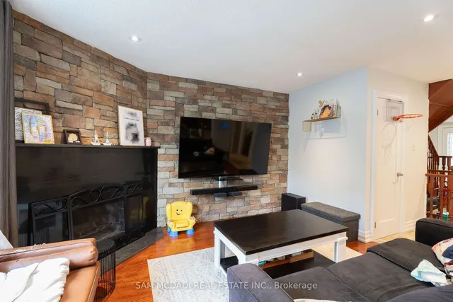 Additional image 9 of 4484 Jenkins Cres