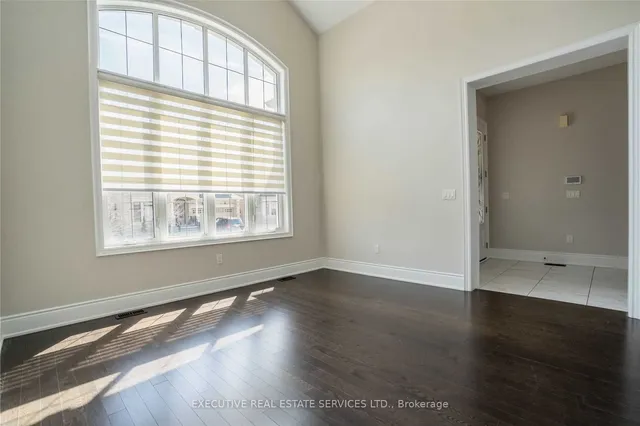 Additional image 4 of 48 Foothills Cres