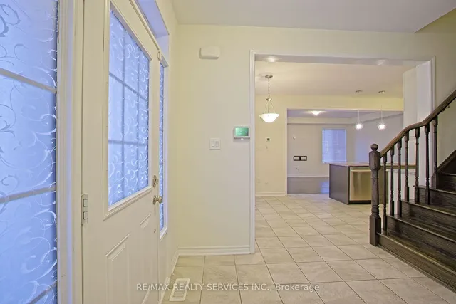 Additional image 9 of 2 Redfern St