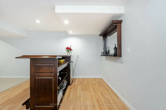 Additional image 27 of 522 Larkspur Lane