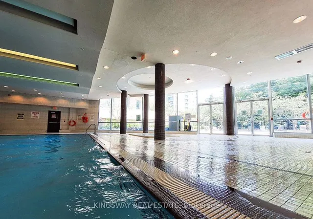 Additional image 35 of 60 Absolute Ave Unit 4004