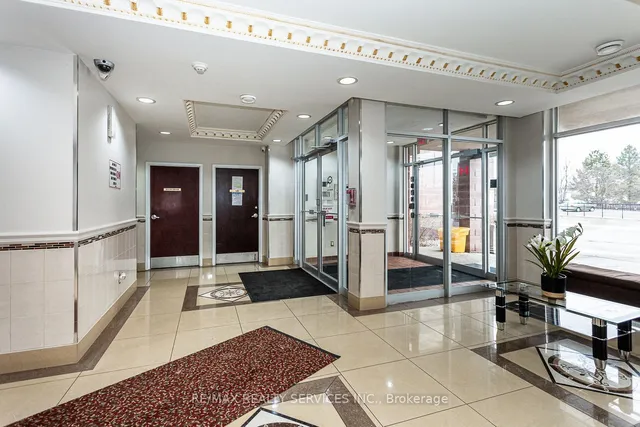 Additional image 8 of 7405 Goreway Dr Unit 716