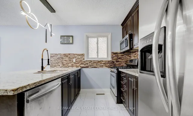 Additional image 13 of 12 Charing Dr