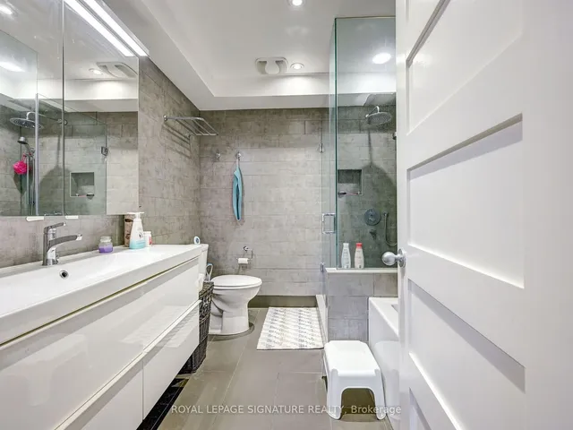 Additional image 36 of 40 Cavell Ave