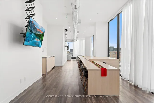 Additional image 29 of 135 East Liberty St Unit 2105