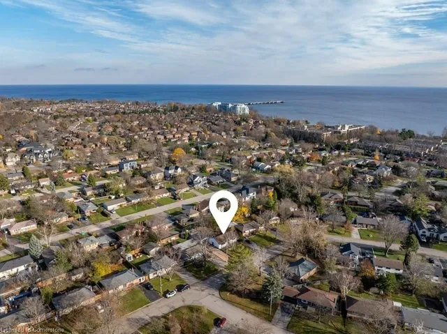 Additional image 39 of 5470 Randolph Cres