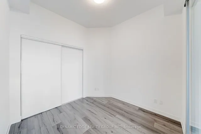 Additional image 16 of 405 Dundas St Unit 527