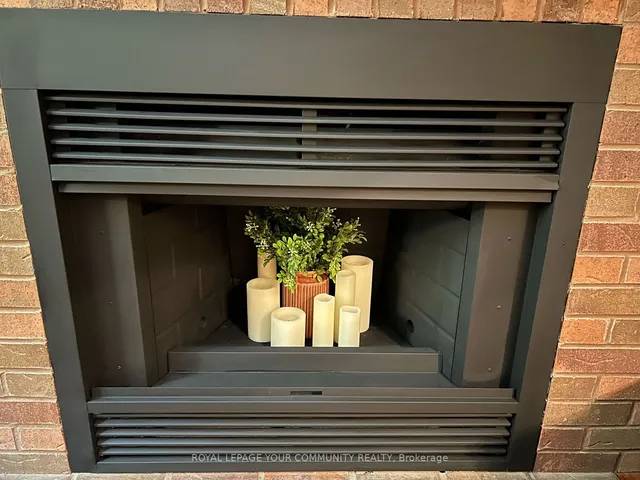 Additional image 14 of 1177 Ewing Cres