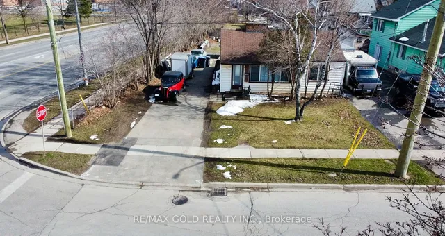 Additional image 17 of 103 Woodward Ave