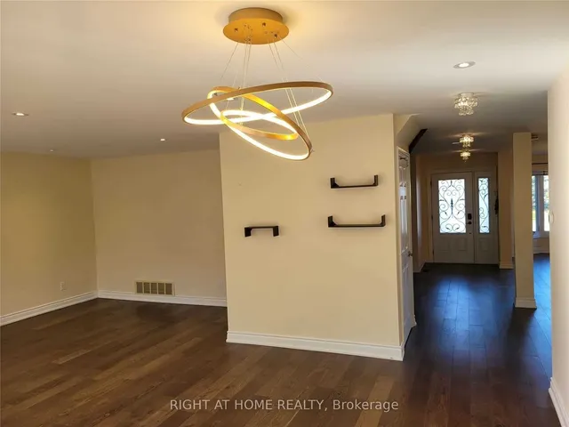 Additional image 9 of 1080 Glenashton Dr