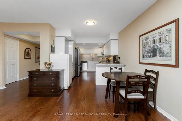 Additional image 10 of 310 Mill St Unit 1102