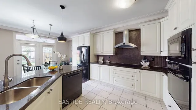 Additional image 10 of 4123 Shipp Dr Unit 42