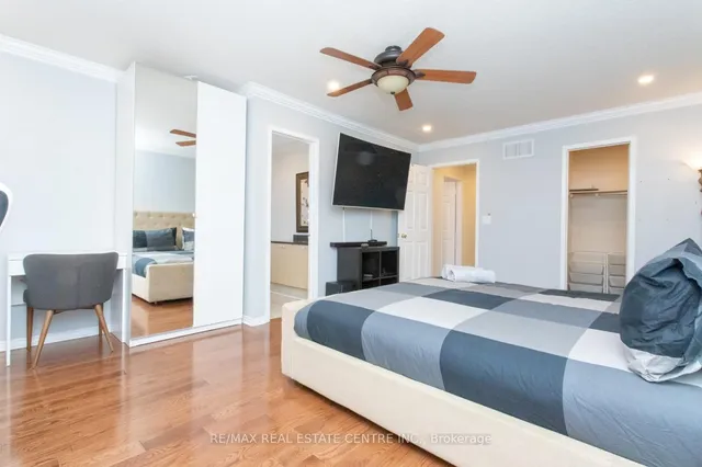 Additional image 23 of 835 Stonebridge Ave