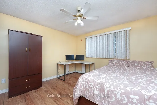 Additional image 25 of 19 Mikado Cres