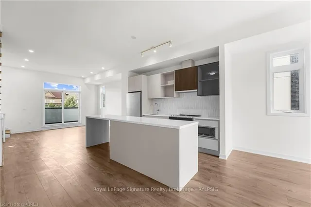 Primary image of 3047 TRAILSIDE Dr