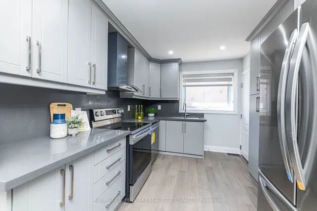 Additional image 10 of 59 Hollyhedge Dr