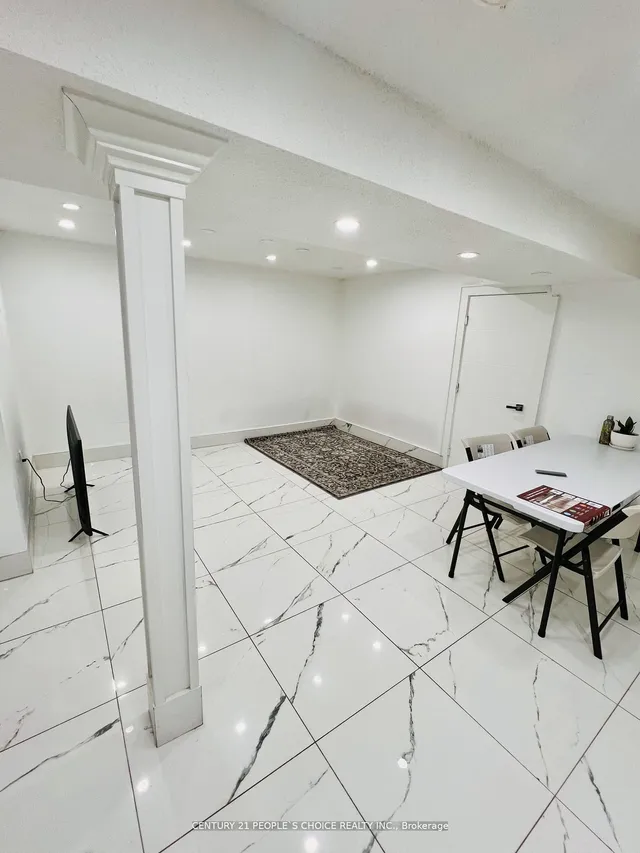 Additional image 21 of 7247 Sigsbee Dr