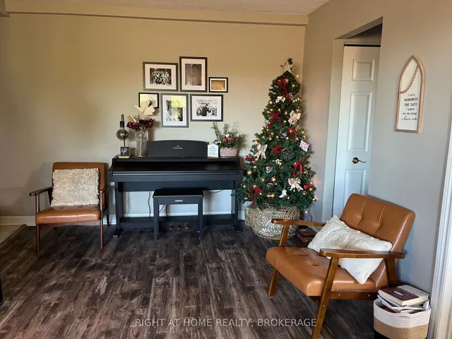 Additional image 8 of 2411 New St Unit 604