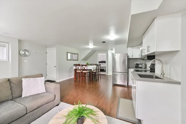 Additional image 28 of 1425 Woodbine Ave