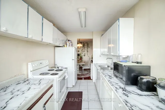 Additional image 7 of 18 Knightsbridge Rd Unit 1612