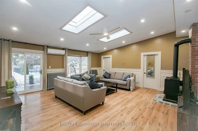 Additional image 8 of 13 Harold St