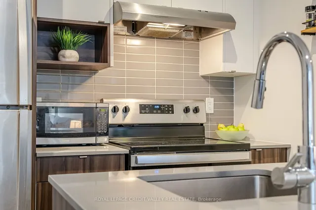 Additional image 19 of 1133 Cooke Blvd Unit 801