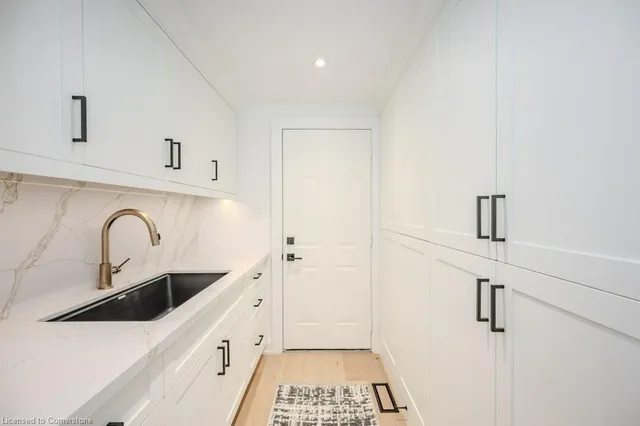 Additional image 11 of 3333 New St Unit 6