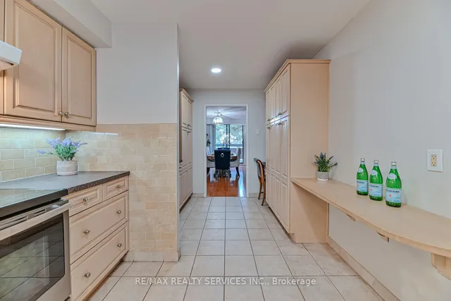 Additional image 8 of 1330 Mississauga Valley Blvd Unit 64
