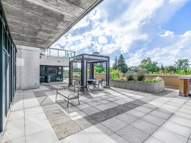 Additional image 37 of 100 John St Unit 2103