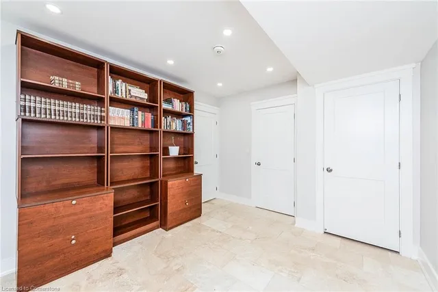 Additional image 14 of 8949 Mississauga Road