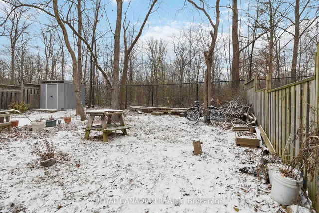 Additional image 39 of 1230 Prestonwood Cres