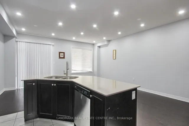 Additional image 19 of 12 Ivor Cres