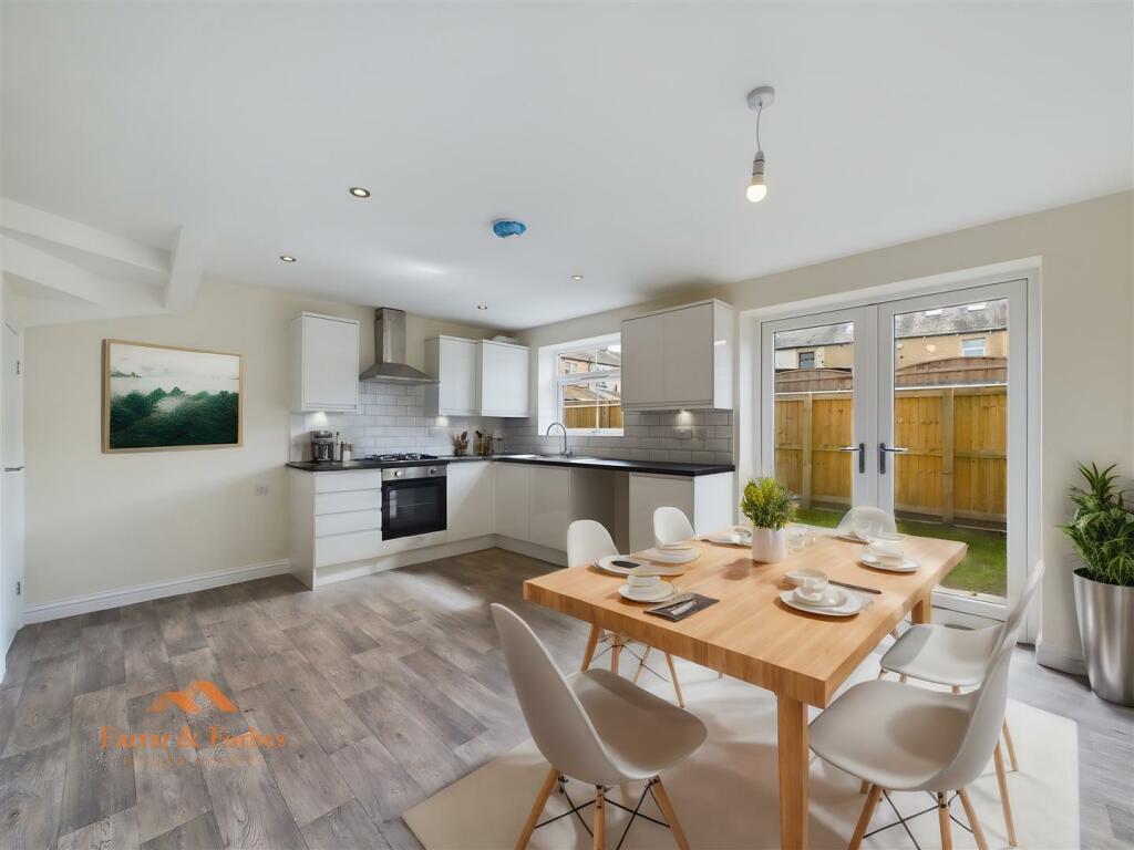 Additional image 4 of Melbourne Gardens, Burnley