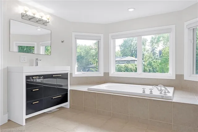 Additional image 23 of 1247 Cumnock Cres