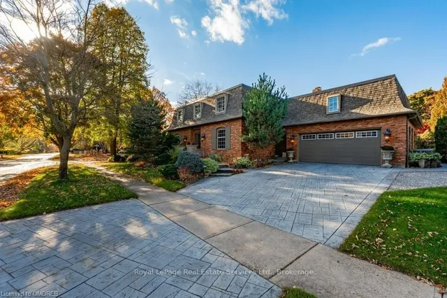 Additional image 33 of 2145 ELMHURST Ave